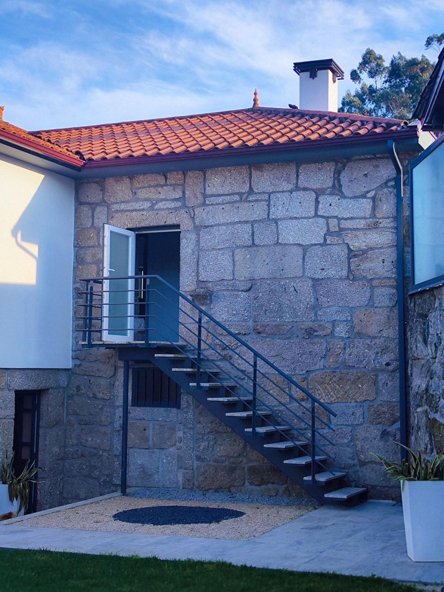 Casa Do Pinheiro - Alojamento Local Póvoa de Lanhoso Esterno foto